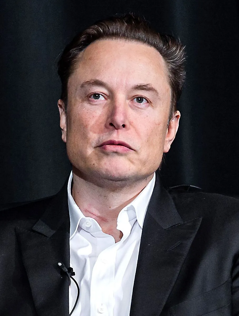 Elon_Musk_Colorado_2022_(cropped2).webp