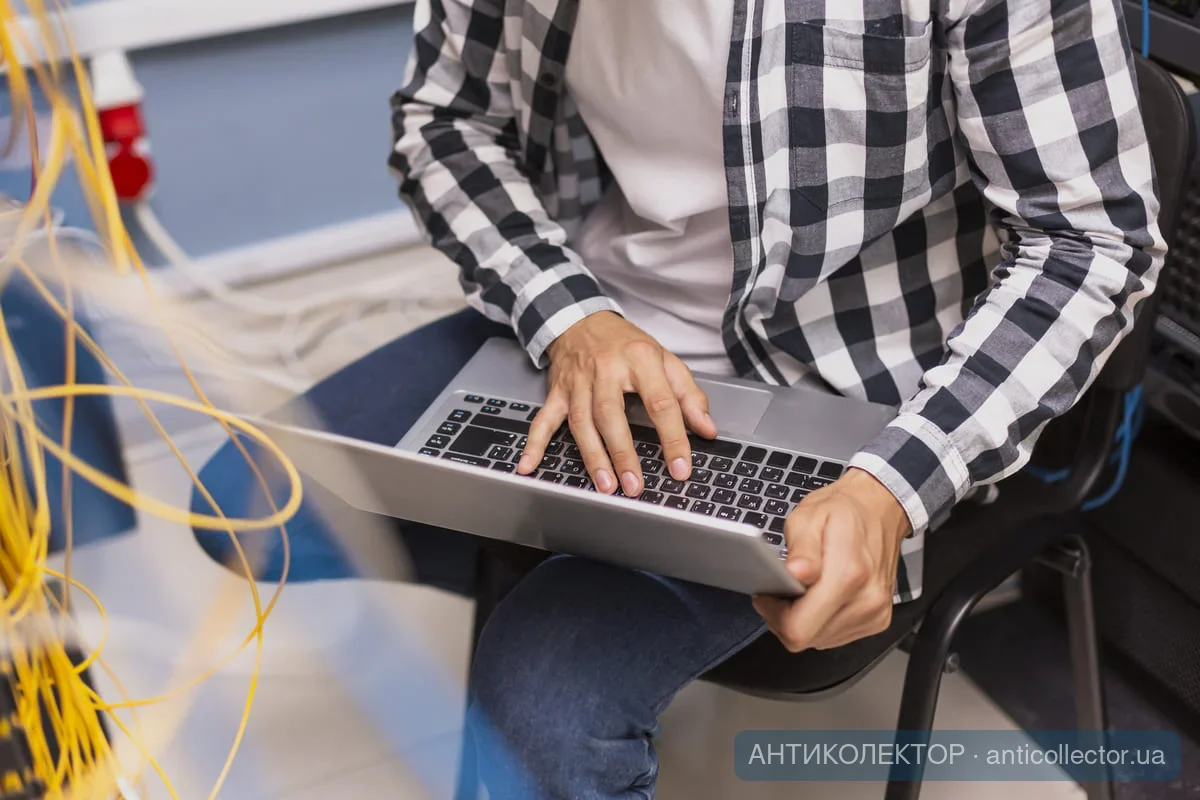 person-working-laptop-high-angle-view (1).webp