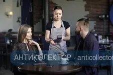 ПриватБанк запустив нову функцію: Залишити чайові зможете без готівки